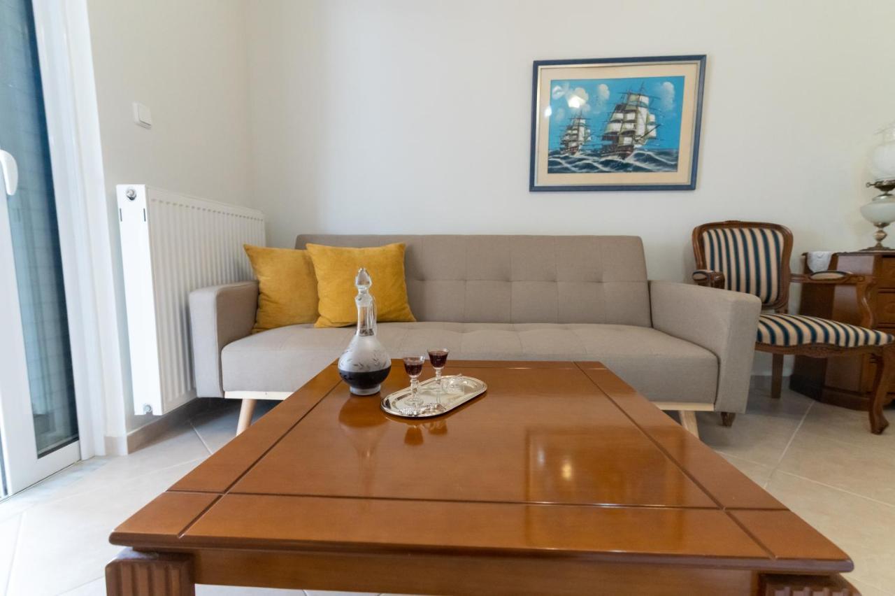 Ikaros Apartment Preveza Exteriör bild